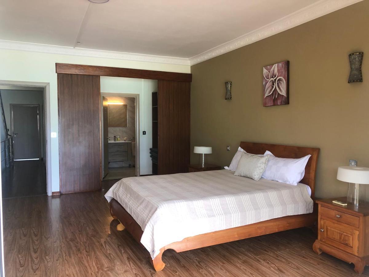Ferienwohnung Ocean-View Penthouse With Roof Terrace, Grand Baie, Waterside Complex The Vale Exterior foto